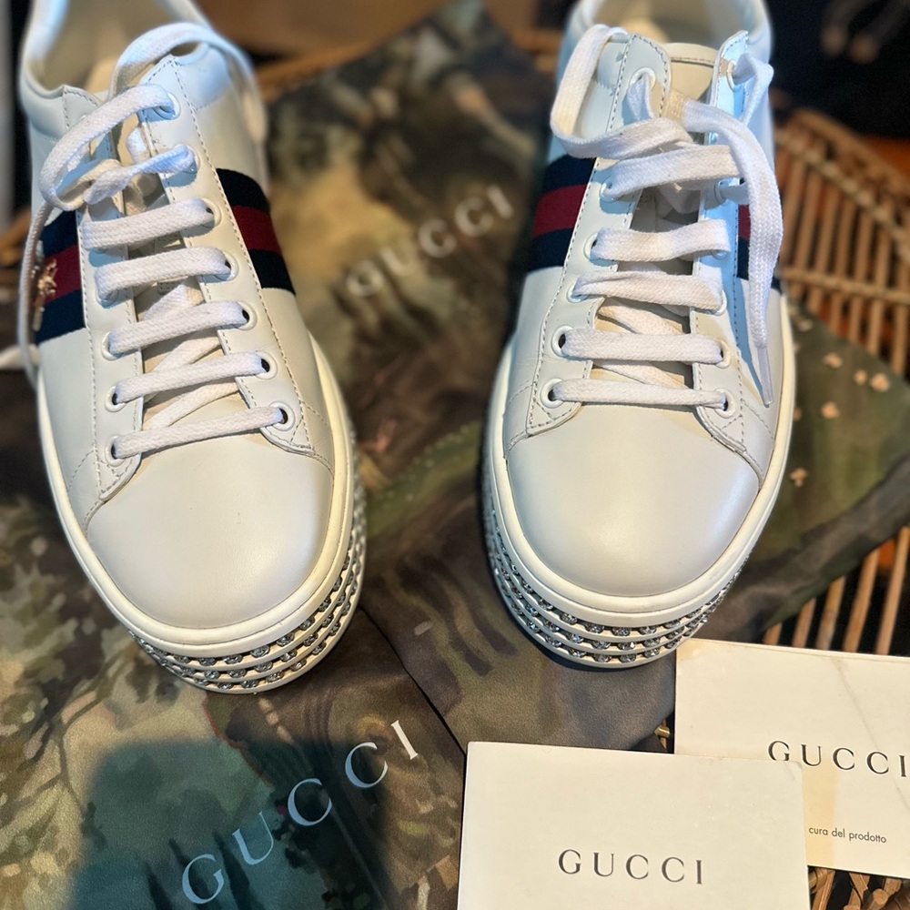 Gucci White Leather Sneakers with Red and Blue Accents